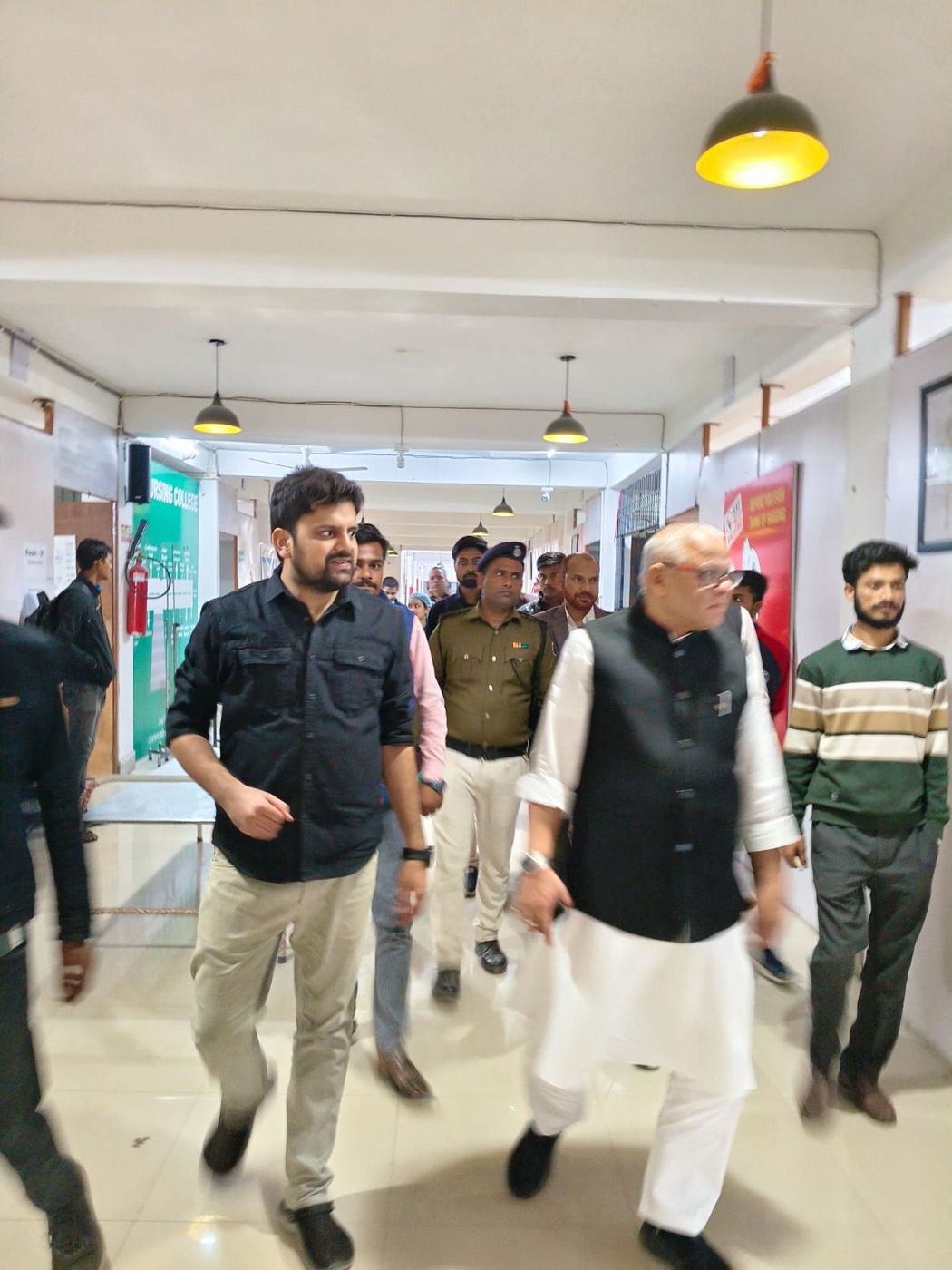 The Hon’ble Chancellor arriving at the college